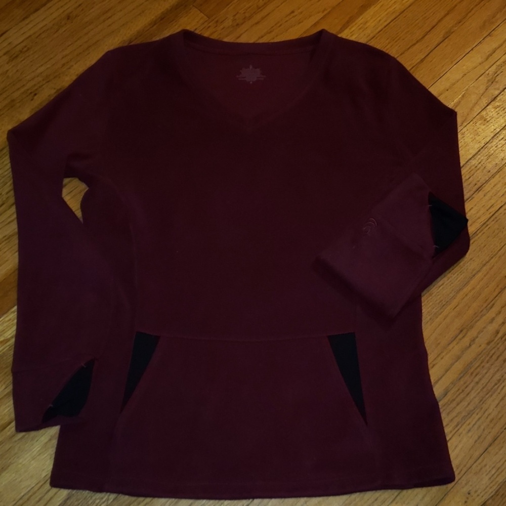 Cuddl Duds fleece v-neck
